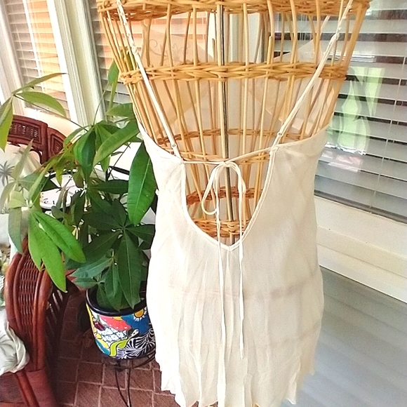 Victoria🌸Secret 100% Silk Short Nighty & Robe Set Thong panties included - Picture 8 of 12